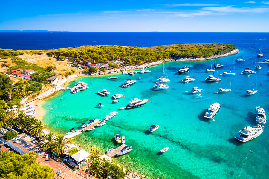 Palmižana Beach