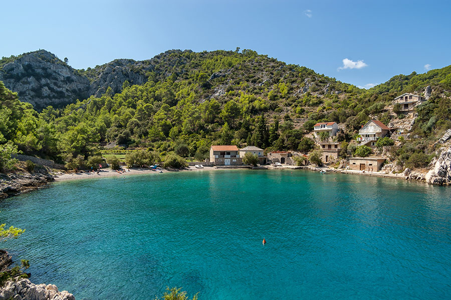 mala stiniva hvar